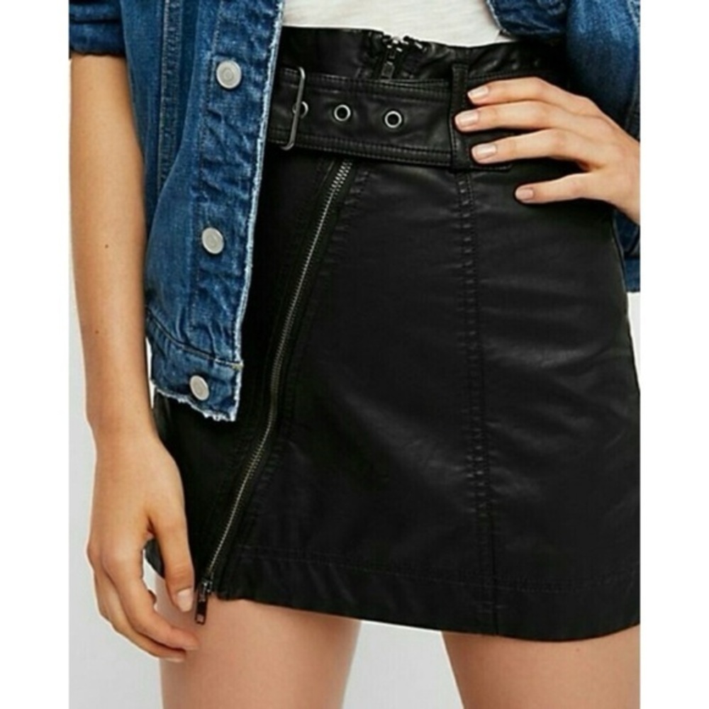 Free People Black Faux Leather Mini Skirt with Asymmetrical Zip and Grommet Belt